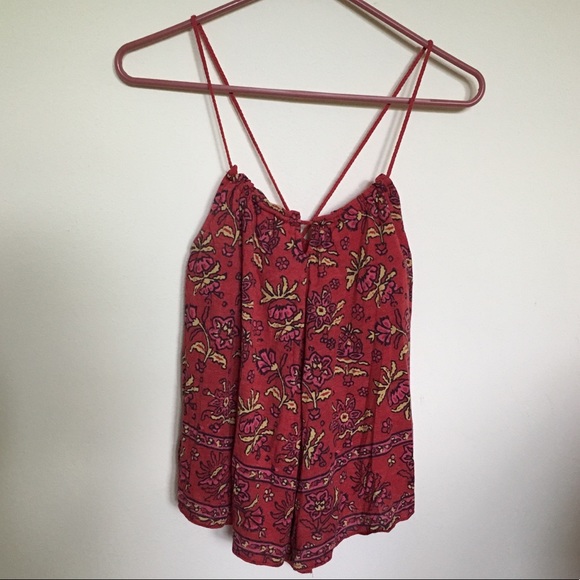 Red patterned tank top - Picture 1 of 3